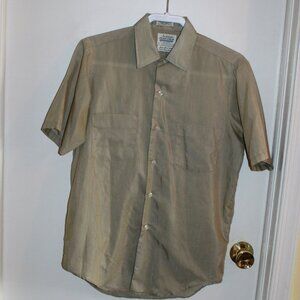 Vintage Men's Archdale Perform Short Sleeve Dress Shirt - Light Olive